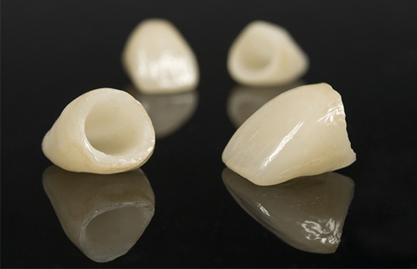 Răng sứ Zirconia