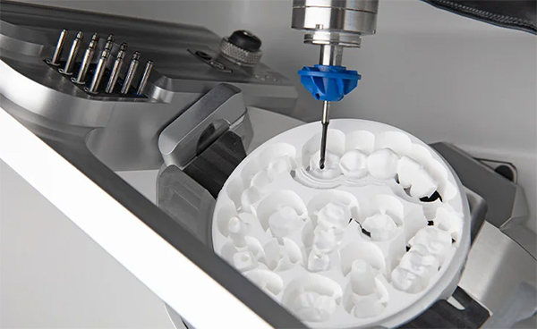 Răng sứ Zirconia